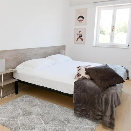 Ferienwohnung Kuca Za Odmor Toksini Zadar Exterior foto